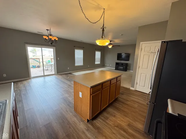 $259,000 | 2406 Meadow Bend Drive, Columbus, IN 47201