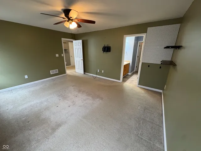 $259,000 | 2406 Meadow Bend Drive, Columbus, IN 47201