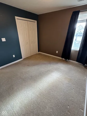 $259,000 | 2406 Meadow Bend Drive, Columbus, IN 47201