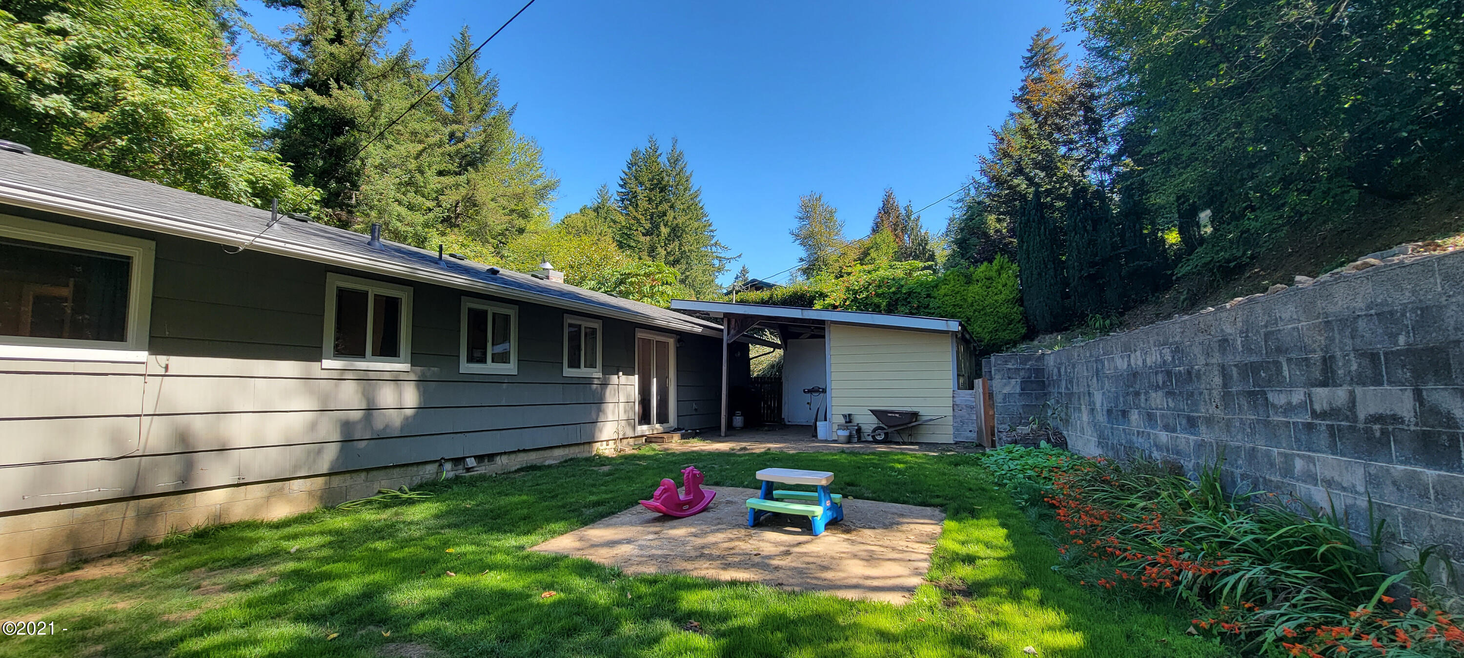 1449 Southeast Ammon Road Toledo, OR 97391 - Photo 26 of 32 Backyard and Shop