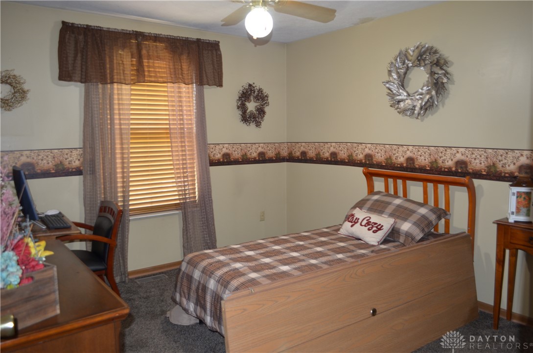 4290 Midfield Street Springfield, OH 45503 - Photo 22 of 51