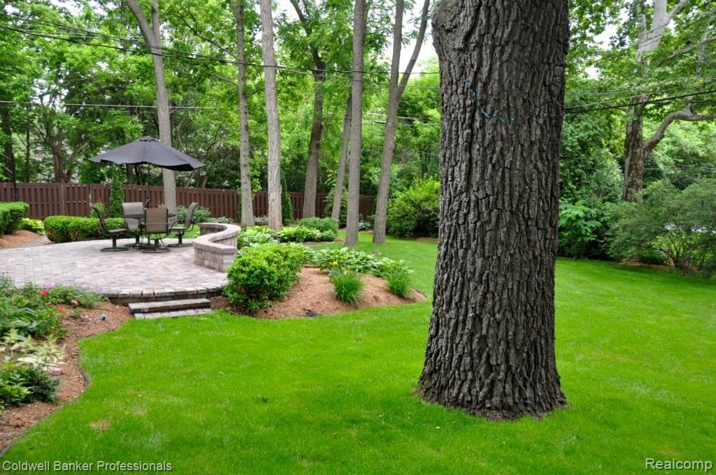 1096 Rock Spring Road Bloomfield Hills, MI 48304 - Photo 33 of 37 DSC_0201.jpg