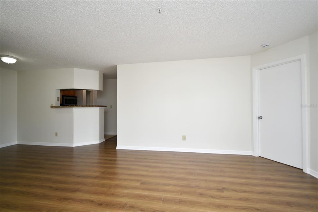 216 Afton Square, Unit 206 Altamonte Springs, FL 32714 - Photo 30 of 32