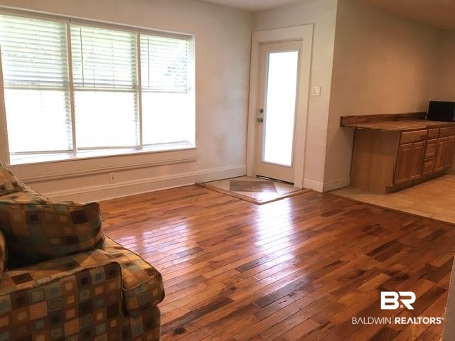 3504 Spring Hill Avenue Mobile, AL 36608 - Photo 4 of 6