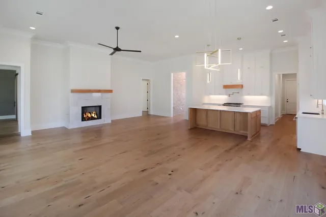 $517,500 | 13200 Oakbourne Avenue, Geismar, LA 70734