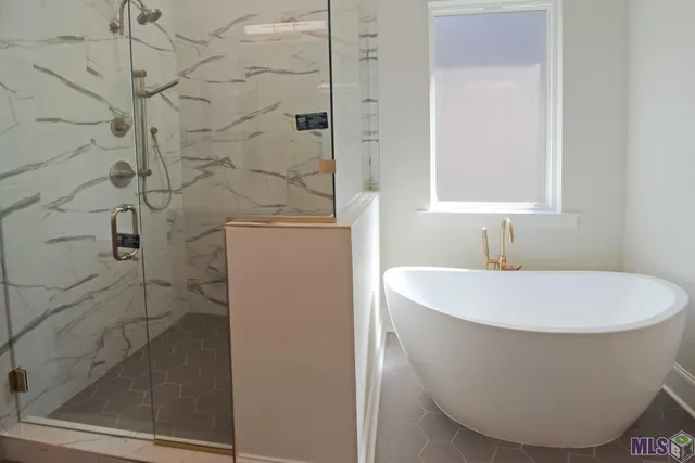 $517,500 | 13200 Oakbourne Avenue, Geismar, LA 70734