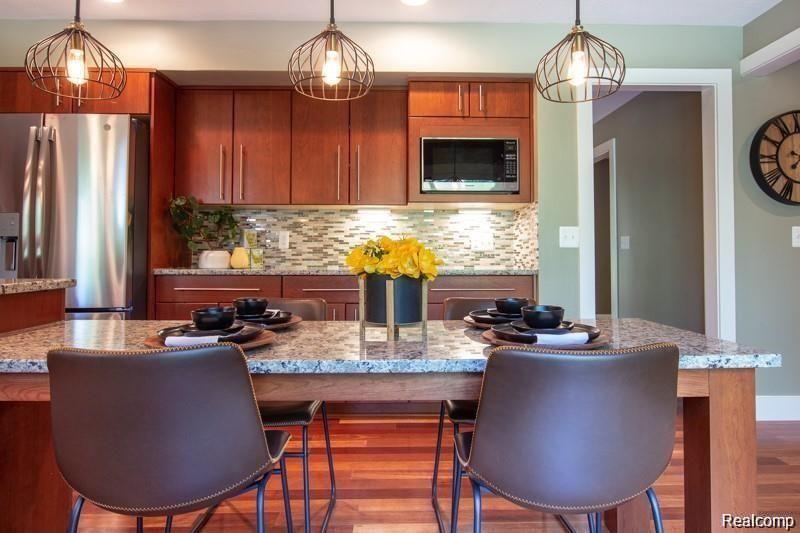 1440 Burgundy Road Ann Arbor, MI 48105 - Photo 22 of 43