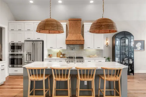 $1,350,000 | 183 Pistachio Cove, Driftwood, TX 78619