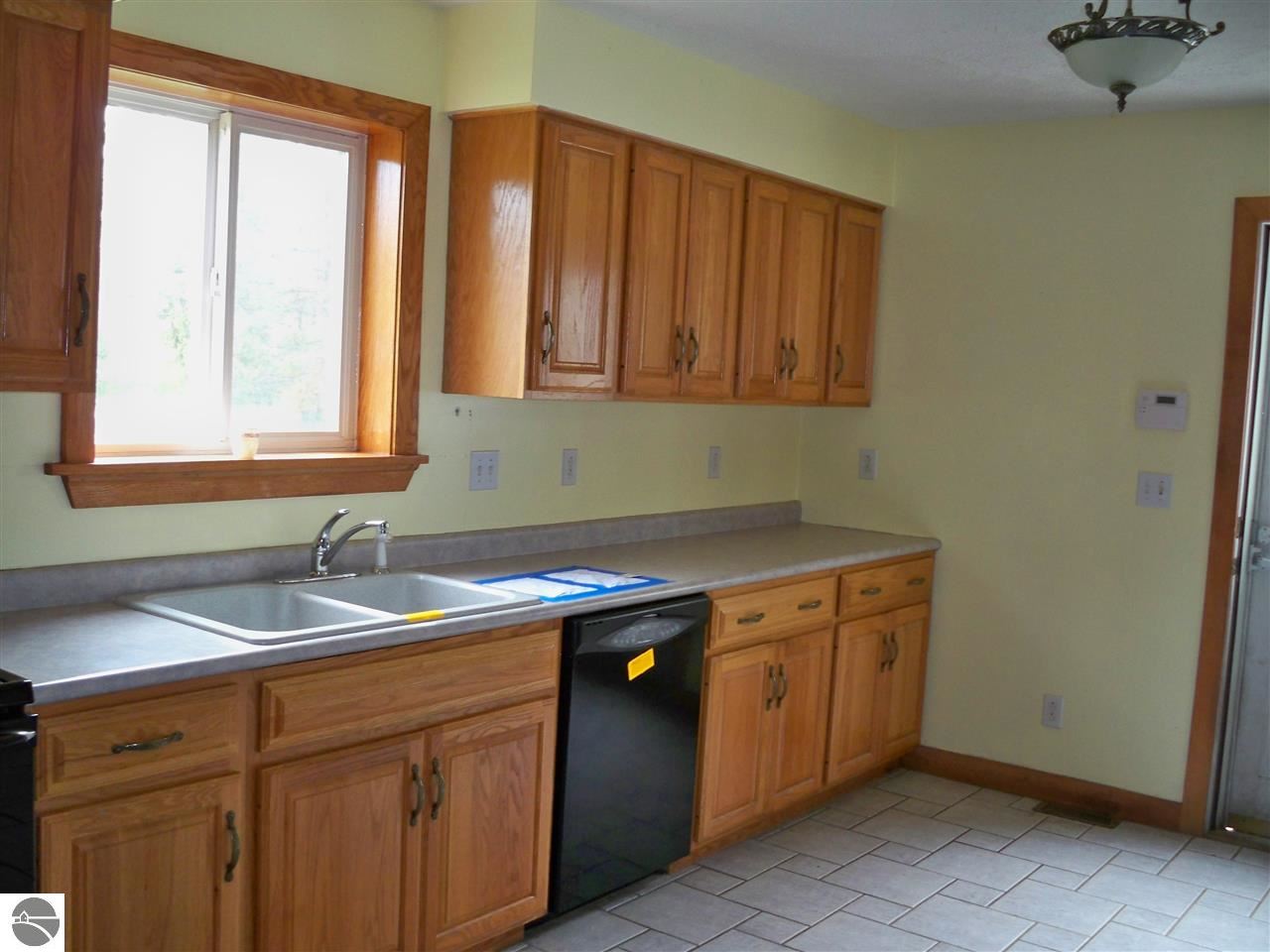 1737 Westfield Road Alger, MI 48610 - Photo 11 of 68 1791782-10.JPG