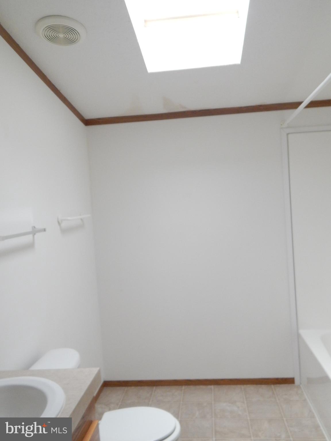 677 Cassel Road Manchester, PA 17345 - Photo 14 of 22 Gallery Image 14
