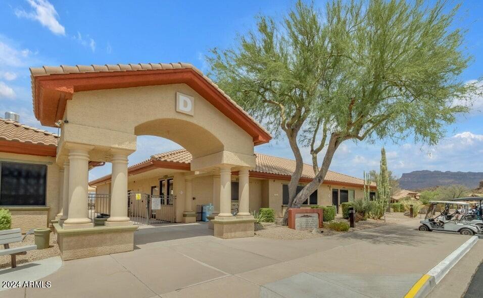 7581 Rugged Ironwood Road Gold Canyon, AZ 85118 - Photo 11 of 20 Community Center