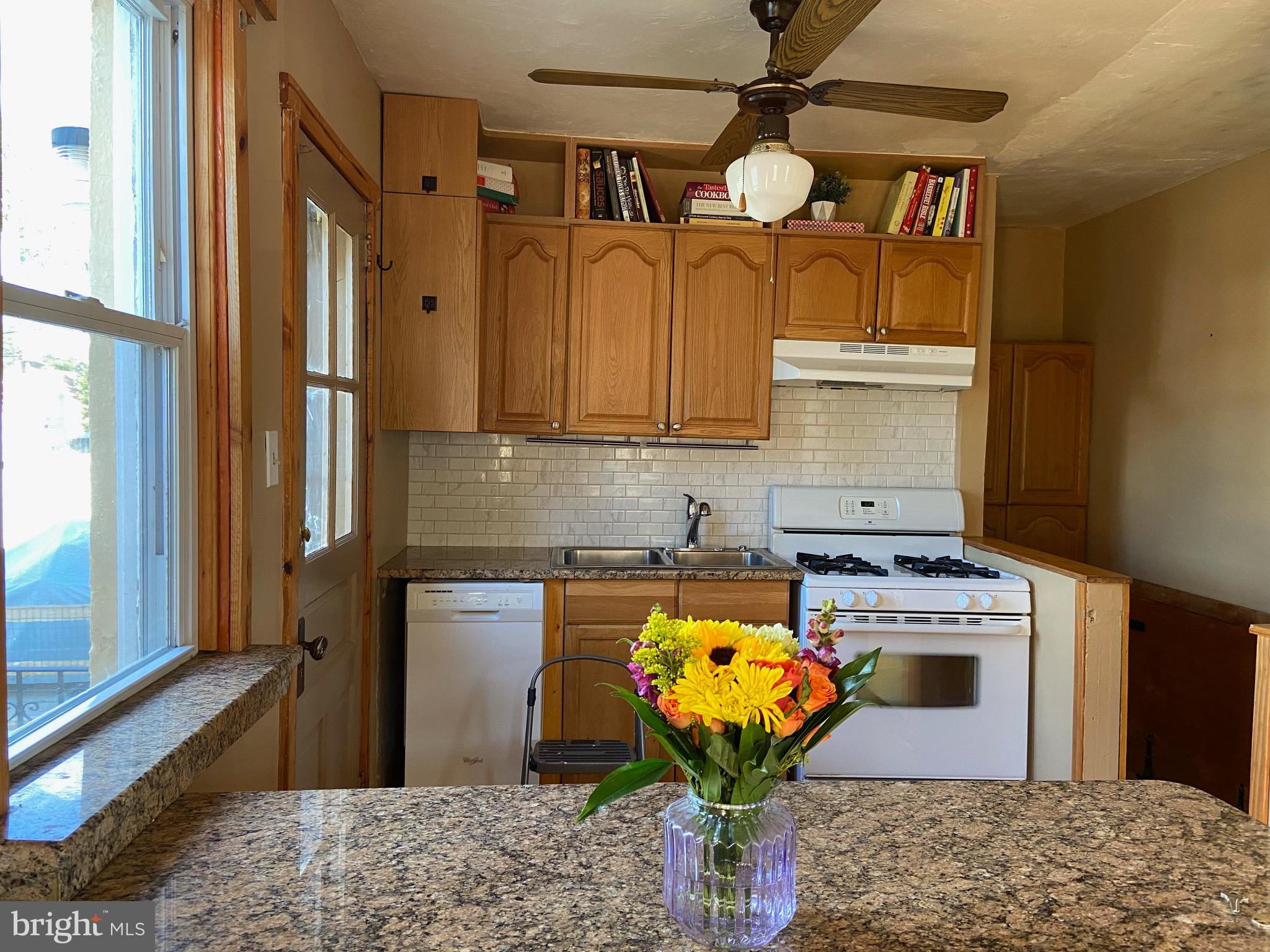 226 Stanbridge Road Holmes, PA 19043 - Photo 6 of 20 Gallery Image 6