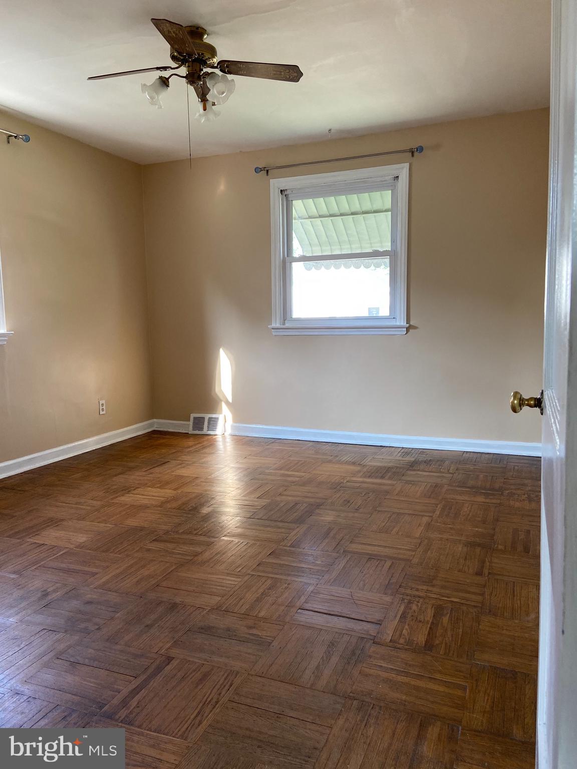 226 Stanbridge Road Holmes, PA 19043 - Photo 8 of 20 Bedroom 1