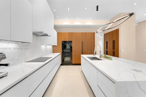 $8,750,000 | 229 Golden Beach Drive, Golden Beach, FL 33160