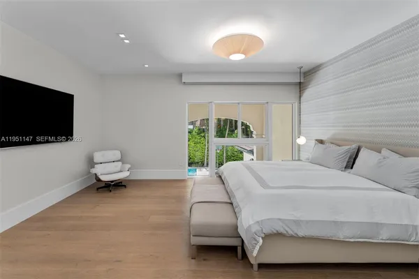 $8,750,000 | 229 Golden Beach Drive, Golden Beach, FL 33160