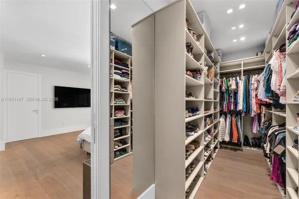 $8,750,000 | 229 Golden Beach Drive, Golden Beach, FL 33160