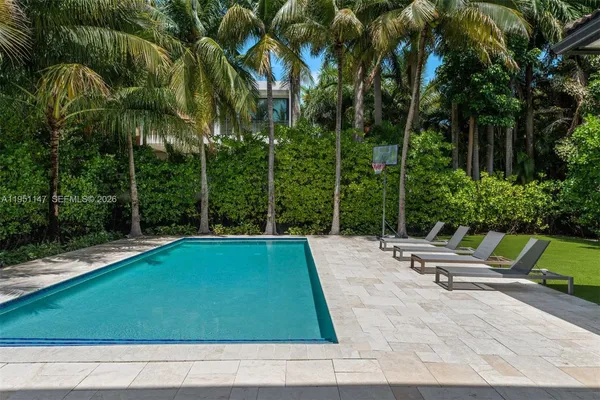 $8,750,000 | 229 Golden Beach Drive, Golden Beach, FL 33160