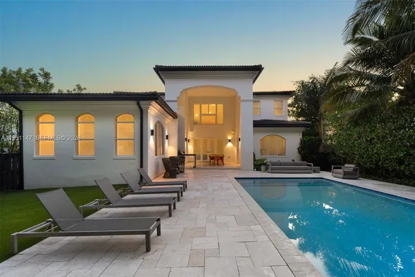 $8,750,000 | 229 Golden Beach Drive, Golden Beach, FL 33160