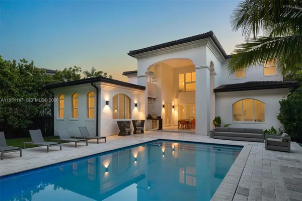 $8,750,000 | 229 Golden Beach Drive, Golden Beach, FL 33160