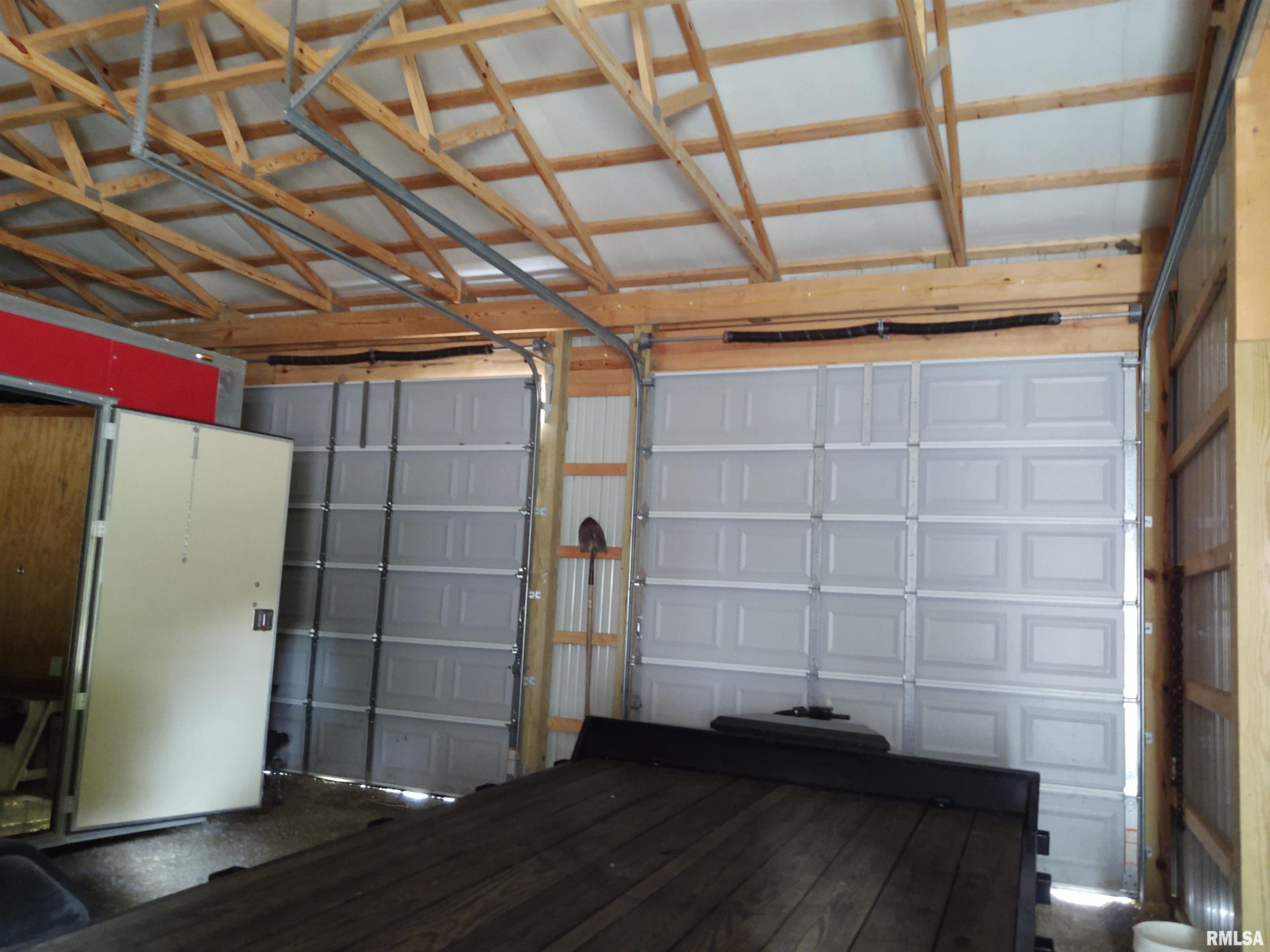 6625 Reevesville Road Grantsburg, IL 62943 - Photo 4 of 5