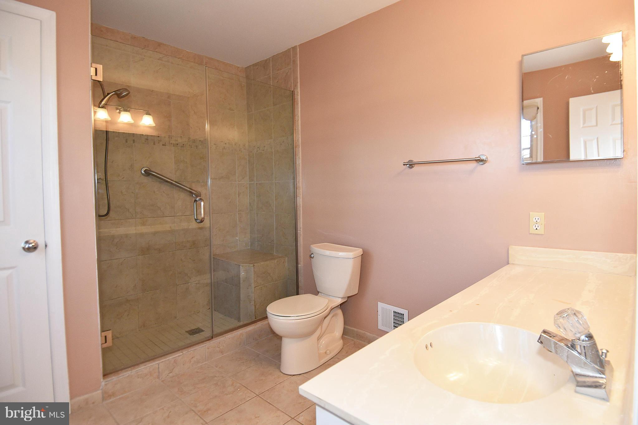 10823 Cross School Road Reston, VA 20191 - Photo 19 of 30 Bath (Master)