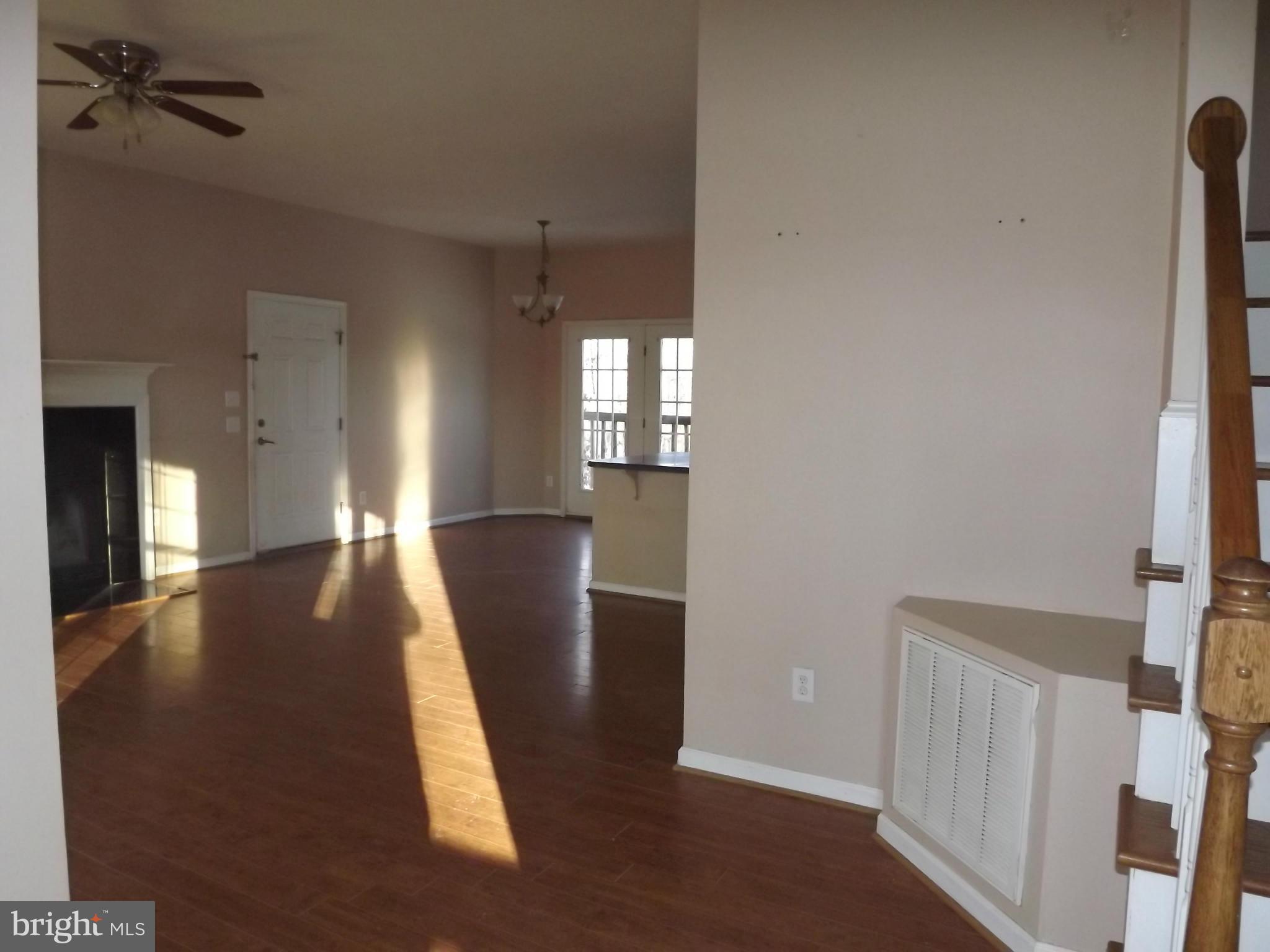 11501 Austin Ridge Road Locust Grove, VA 22508 - Photo 8 of 22 fOYER to Living Room