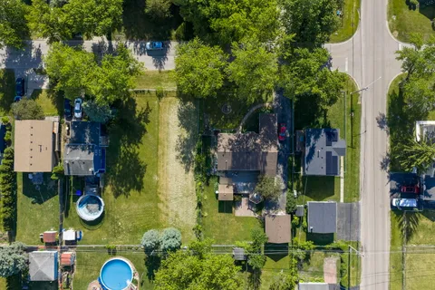 $20,000 | 1414 North Pleasant Drive, Round Lake Beach, IL 60073