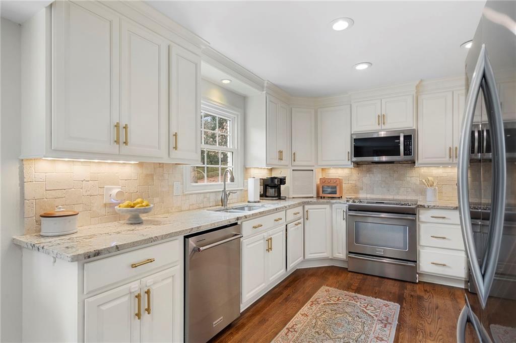 4709 Vermack Ridge Atlanta, GA 30338 - Photo 14 of 46