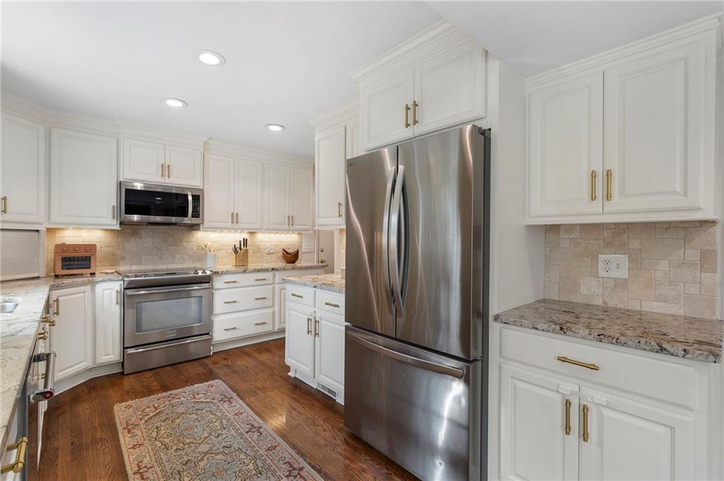 4709 Vermack Ridge Atlanta, GA 30338 - Photo 15 of 46