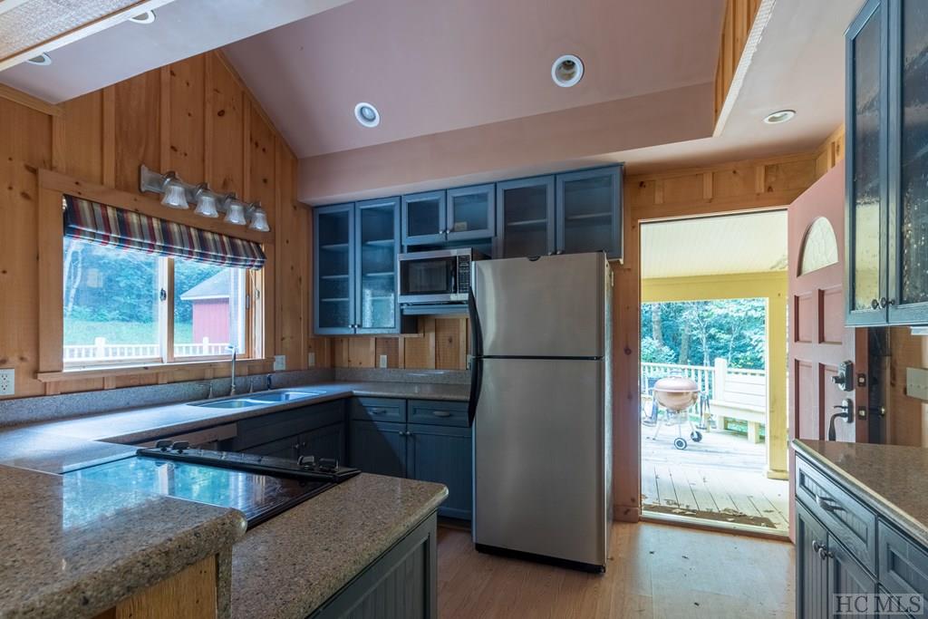 68 John Wood Road Highlands, NC 28741 - Photo 8 of 23 Gallery Image 8