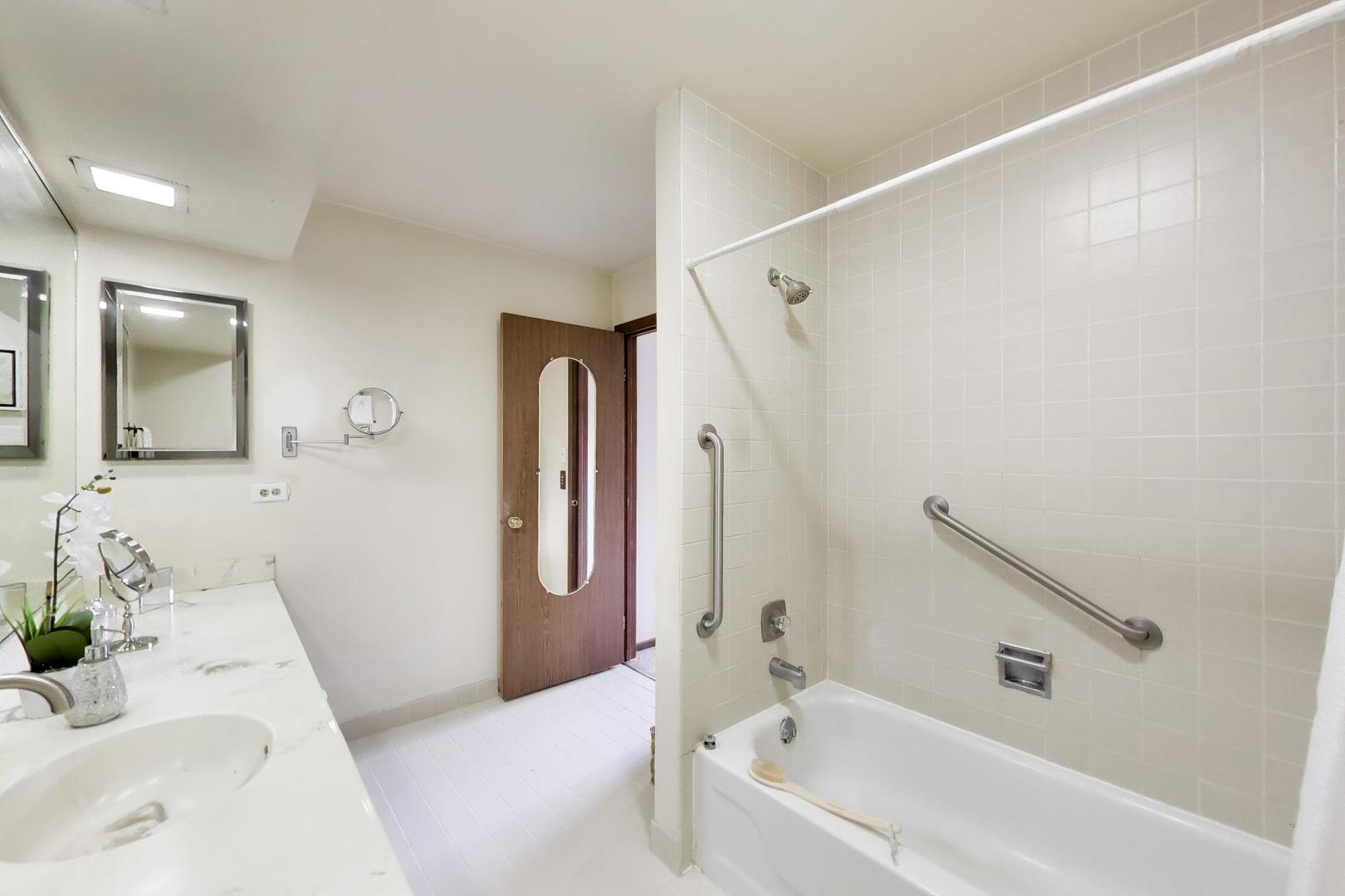1609 Winnetka Road Glenview, IL 60025 - Photo 19 of 43