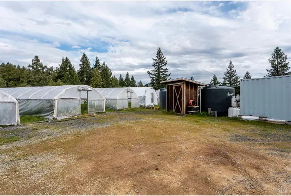 $549,000 | 19450 Tomki Road, Willits, CA 95490