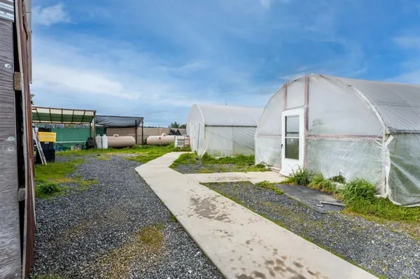 $549,000 | 19450 Tomki Road, Willits, CA 95490