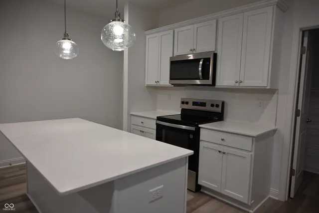 $384,900 | 7187 Fowler Drive, Whitestown, IN 46075