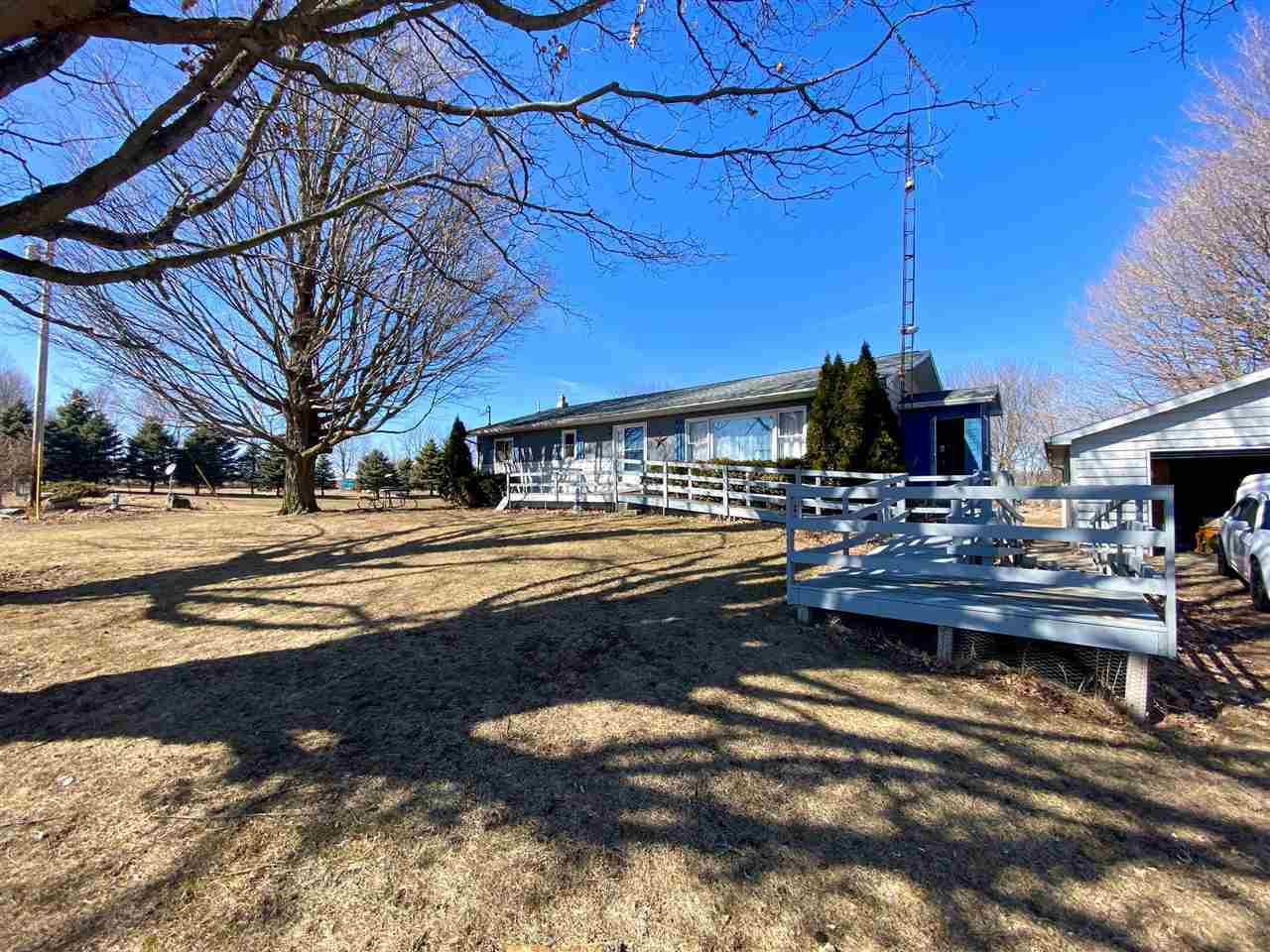 13376 North Adams Road Addison, MI 49220 - Photo 1 of 11 Photo 1