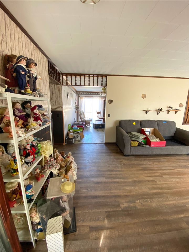 13376 North Adams Road Addison, MI 49220 - Photo 5 of 11 Photo 5