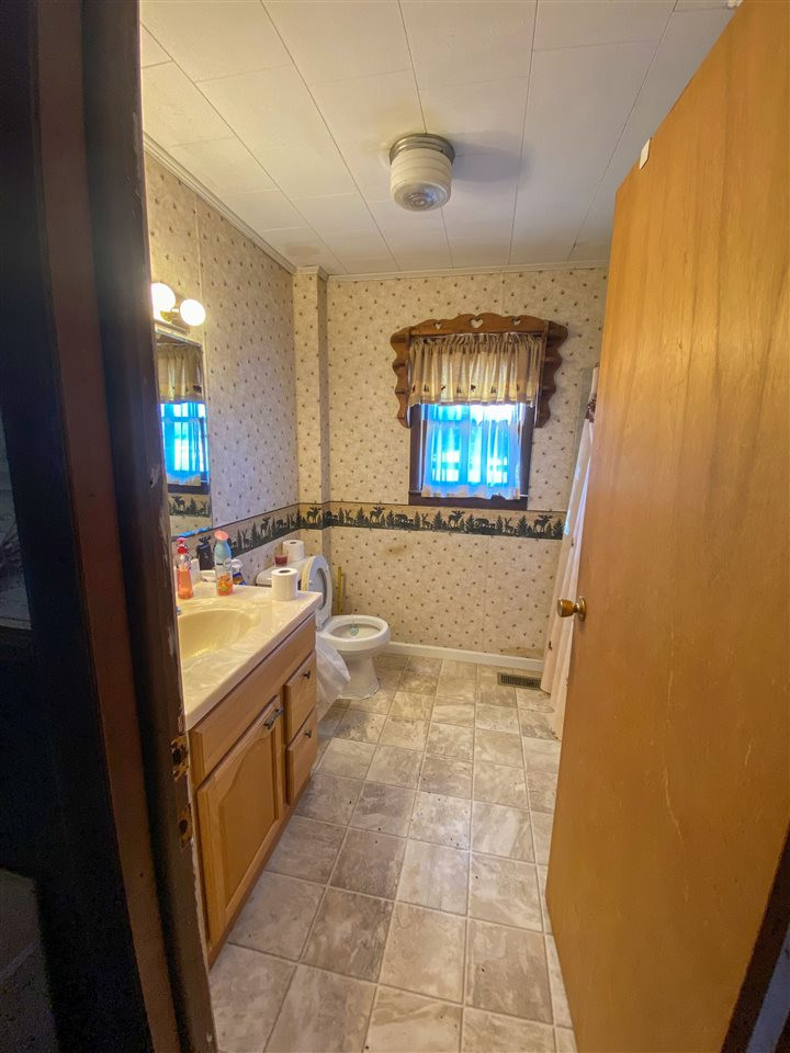 13376 North Adams Road Addison, MI 49220 - Photo 7 of 11 Photo 7