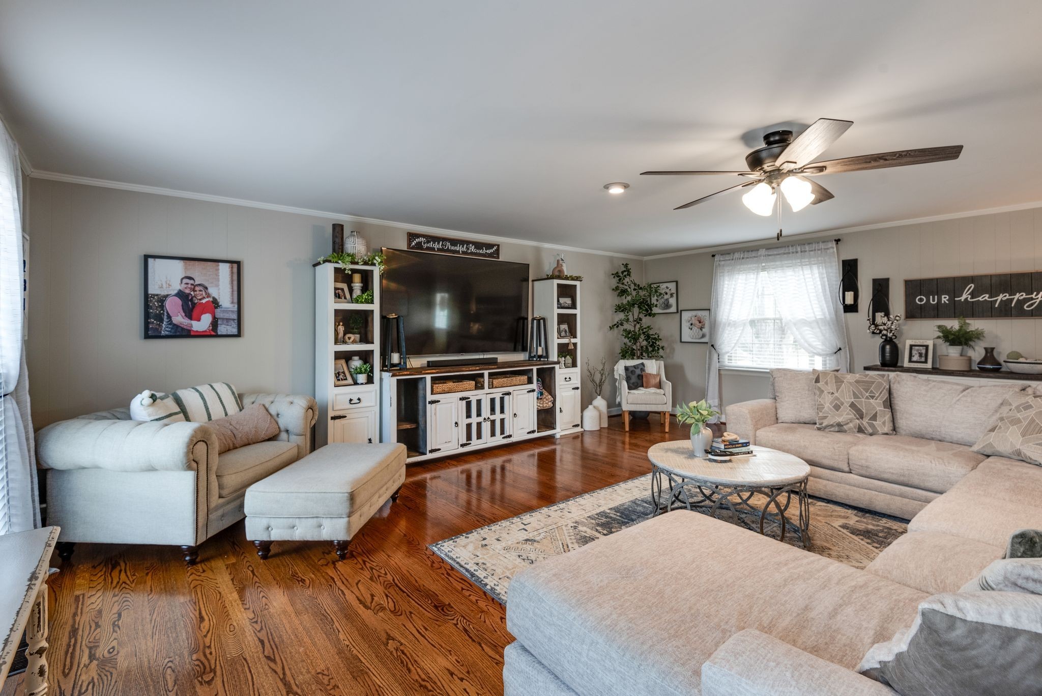 111 Proffitt Street Carthage, TN 37030 - Photo 26 of 38 a living room with furniture and a flat screen tv
