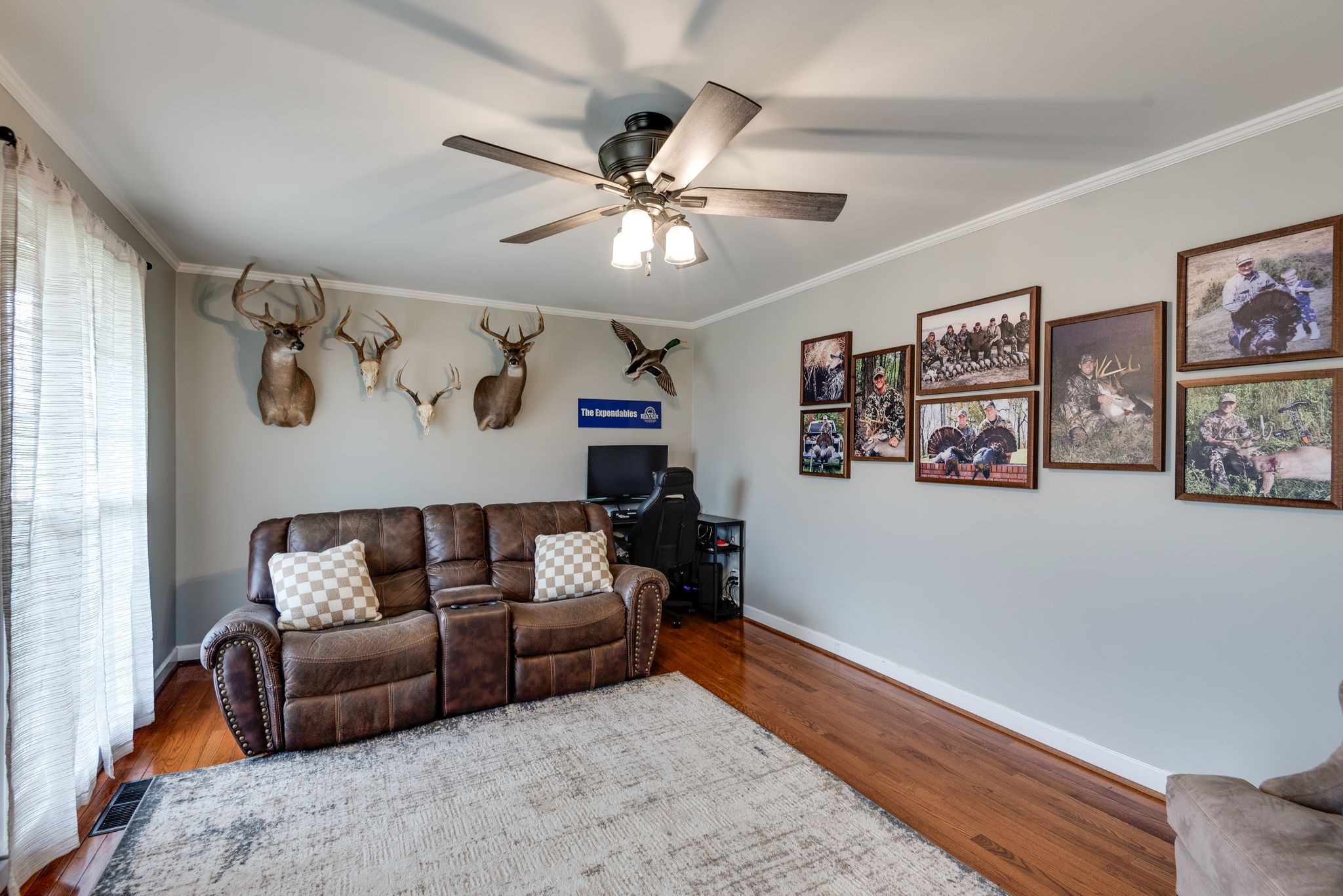 111 Proffitt Street Carthage, TN 37030 - Photo 8 of 38 a living room with furniture and a wooden floor