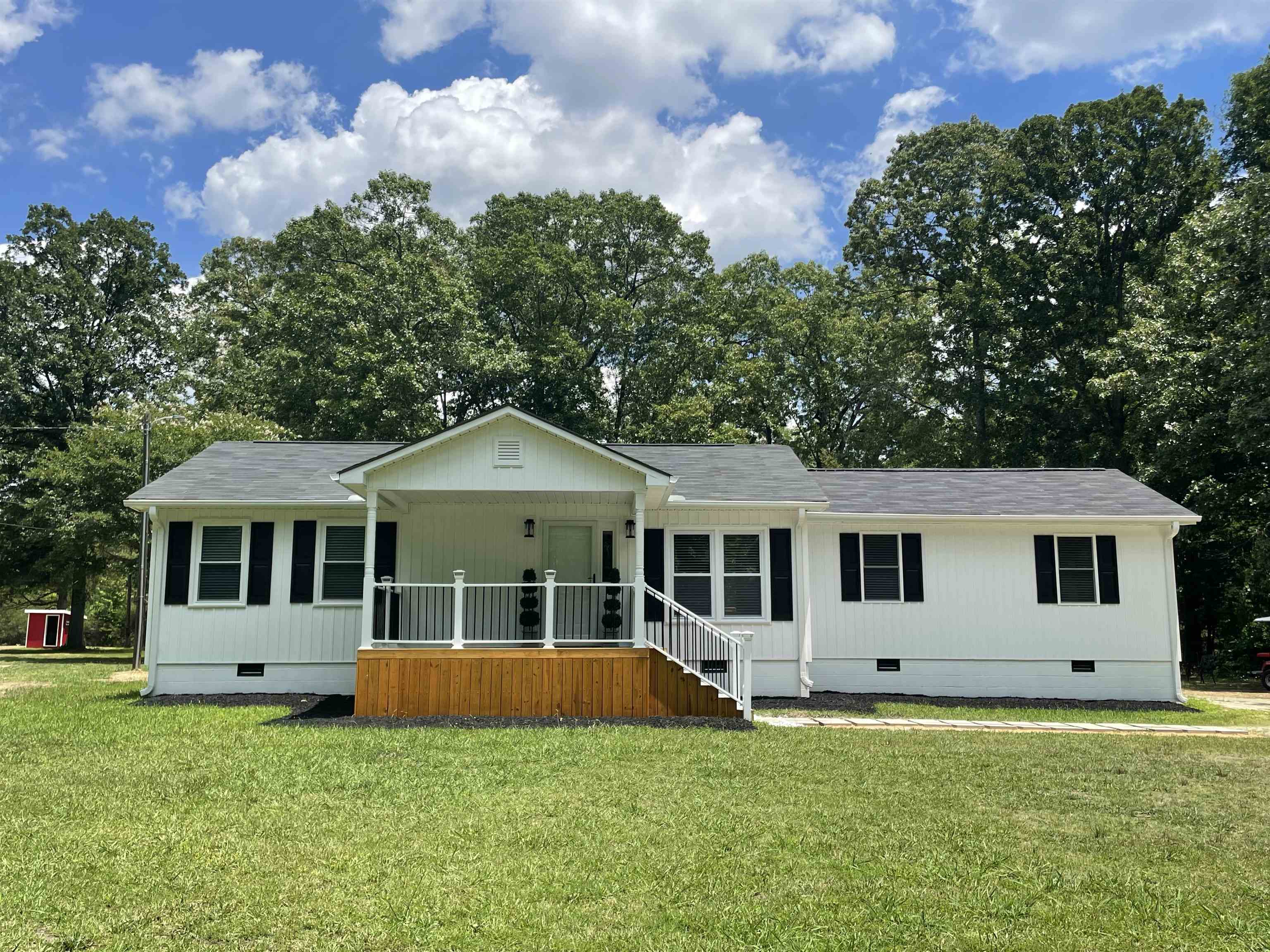 474 Sugar Creek Road Buffalo, SC 29321 - Photo 1 of 44 Gallery Image 1