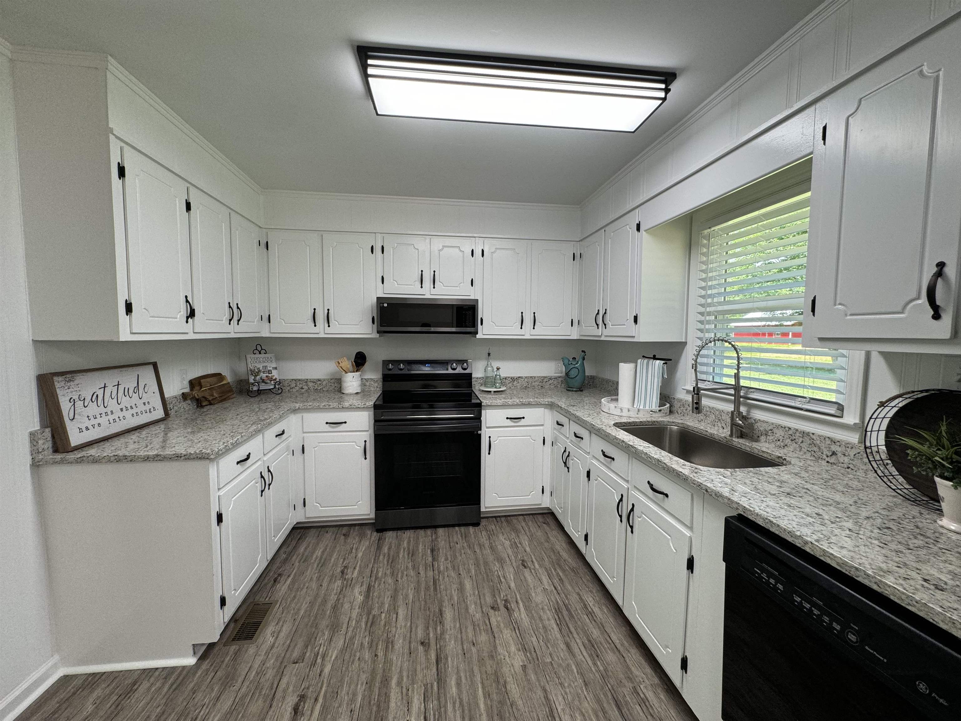 474 Sugar Creek Road Buffalo, SC 29321 - Photo 10 of 44 Gallery Image 10