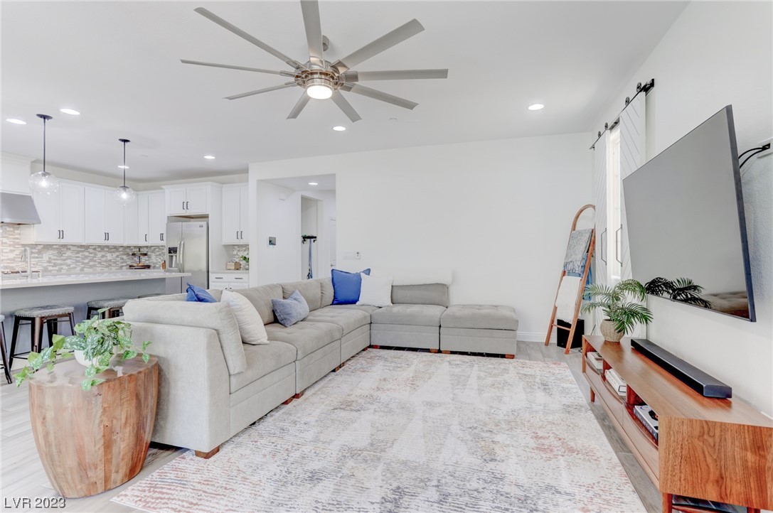 2182 Trivero Street Henderson, NV 89044 - Photo 10 of 64