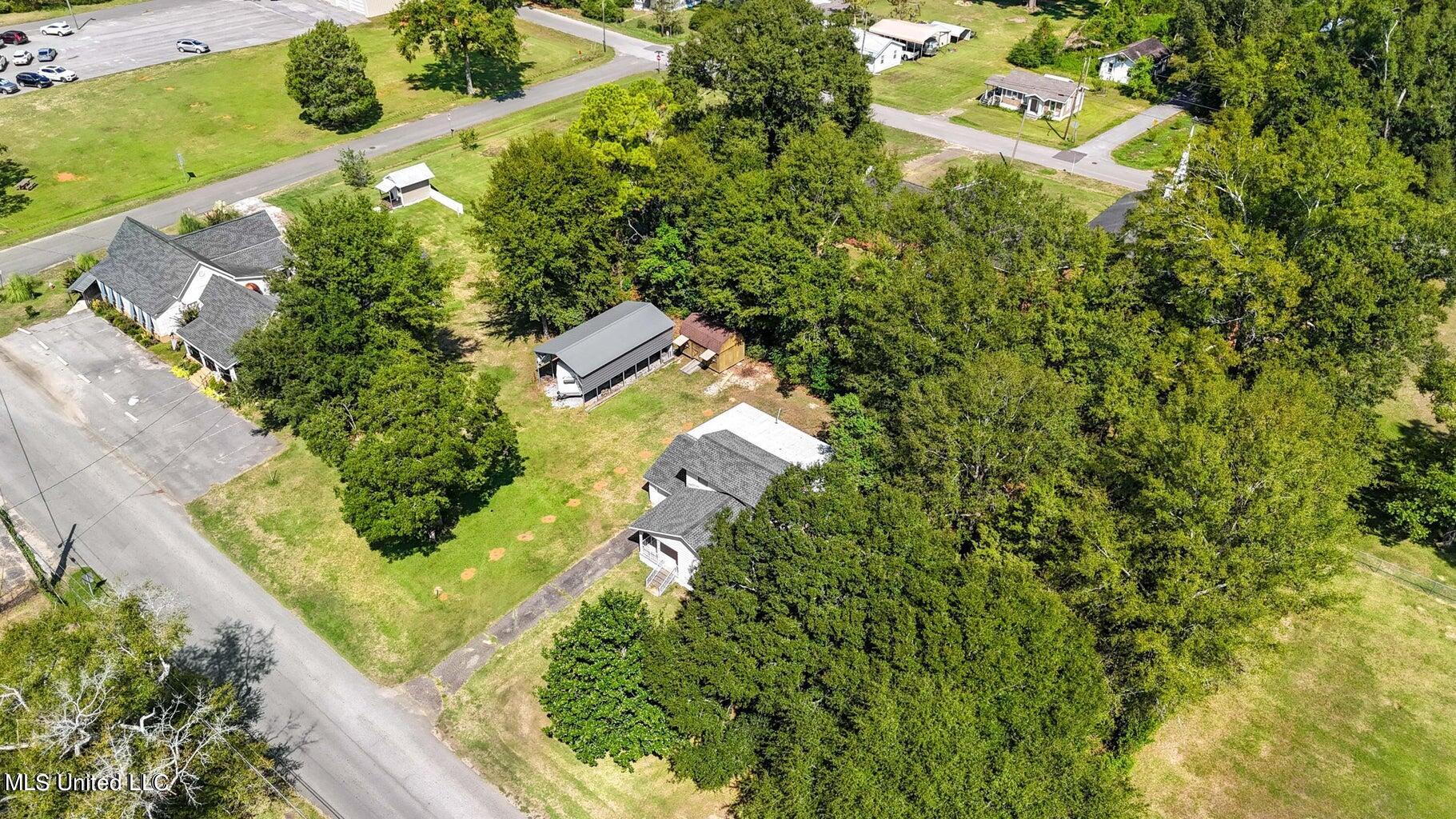 388 Oak Street Lucedale, MS 39452 - Photo 27 of 28 20230913115139876066000000-o