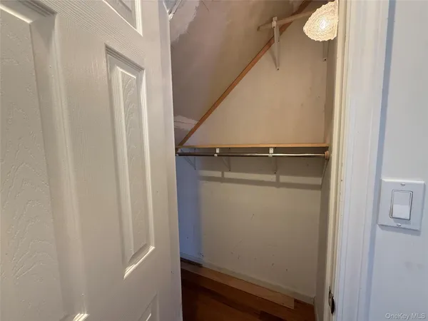 $3,200 | Undisclosed Address, Long Beach, NY 11561