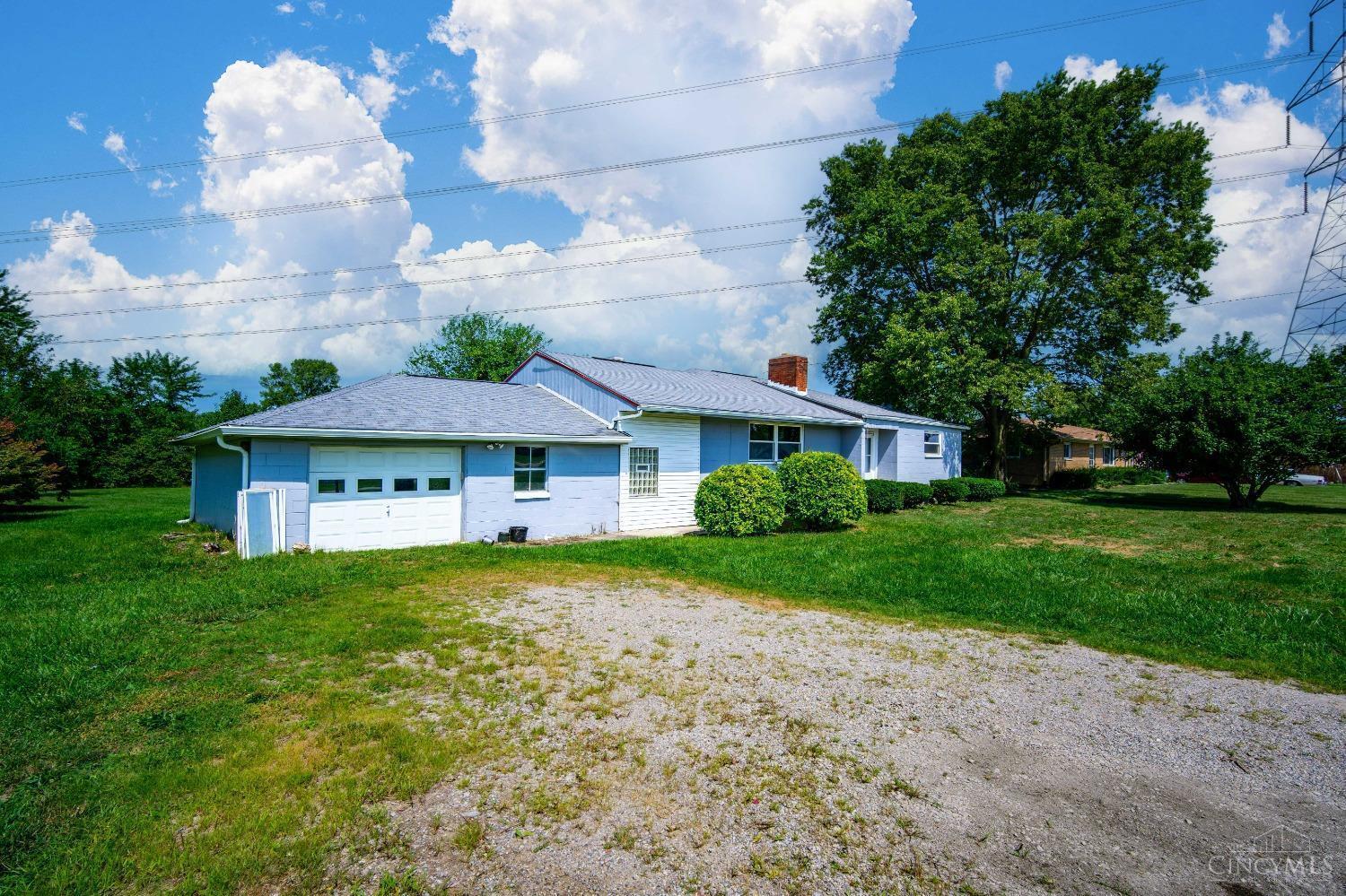 8579 Cincinnati Columbus Road West Chester, OH 45069 - Photo 3 of 26