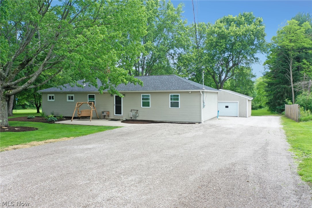 11903 Bean Road Chardon, OH 44024 - Photo 2 of 29