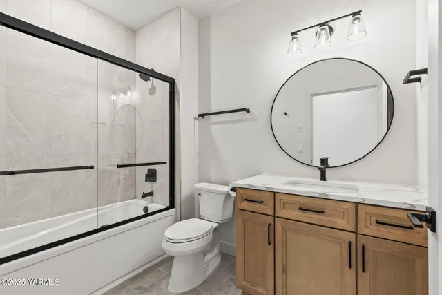 $699,000 | 611 Vista Del Sol, Selah, WA 98942