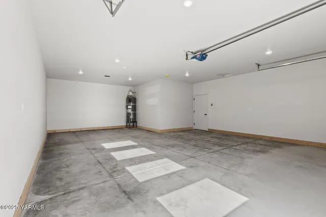 $699,000 | 611 Vista Del Sol, Selah, WA 98942