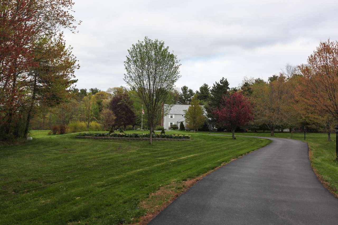 10 Lane Road Derry, NH 03038 - Photo 29 of 39