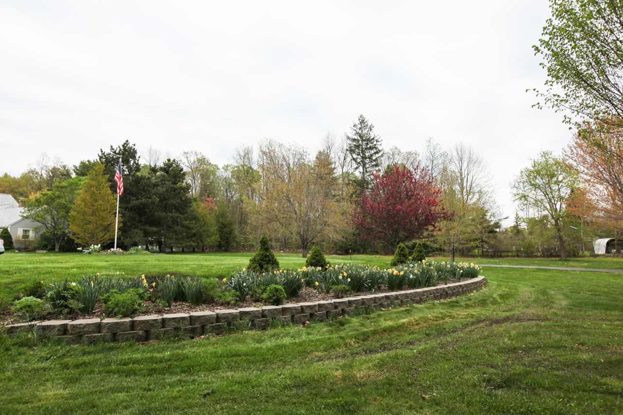 10 Lane Road Derry, NH 03038 - Photo 32 of 39